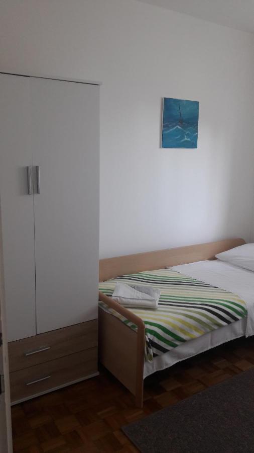 Apartman-Maja-Krk Krk Town Exterior foto