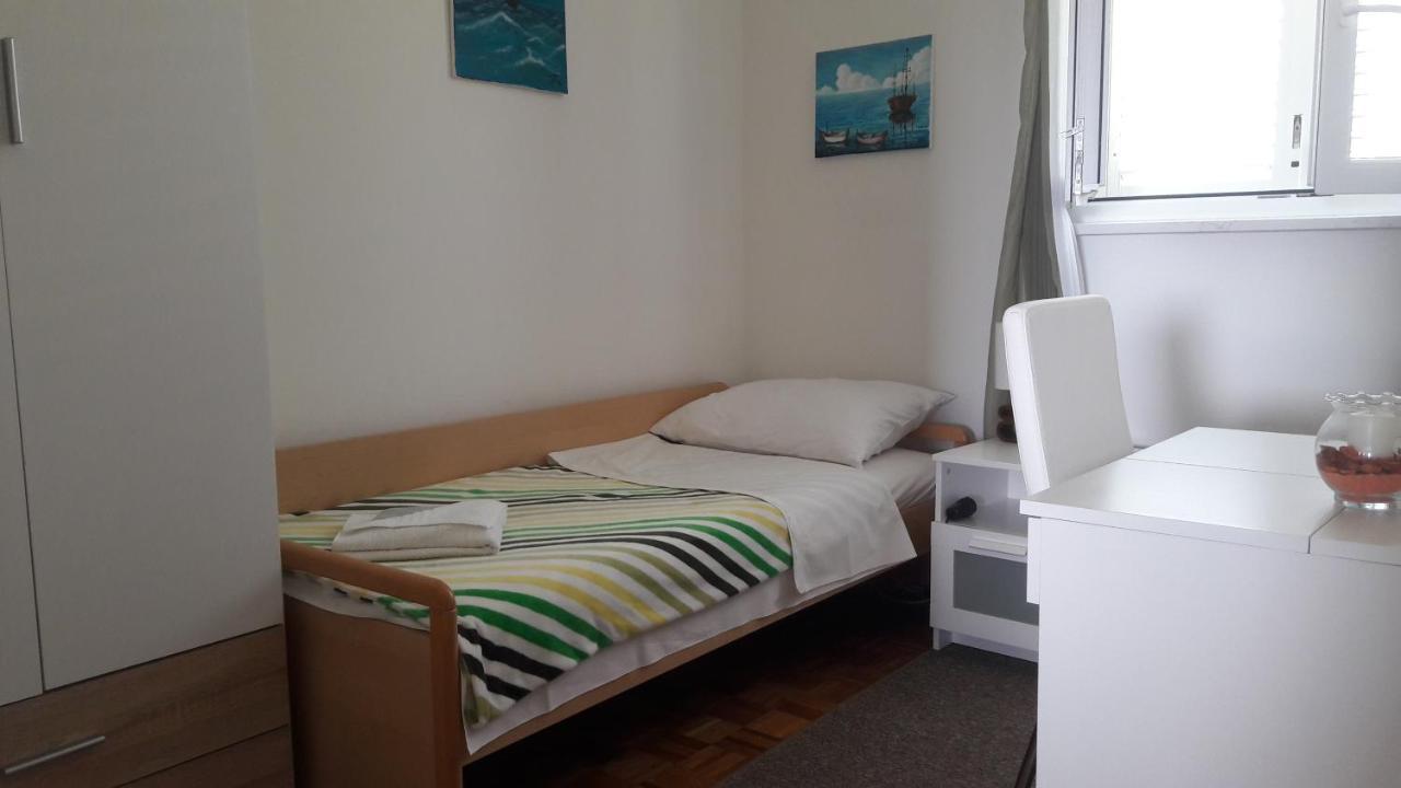 Apartman-Maja-Krk Krk Town Exterior foto